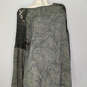 Green Paisley Blouse L Lace and Eyelet Sleeve Detail GUC Christopher & Banks